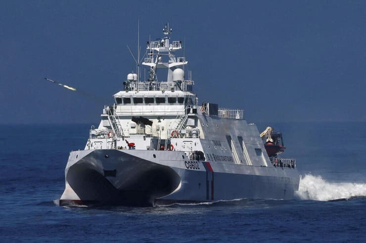 ספינה של חיל הים של טייוואן במסגרת תרגיל צבאי על רקע חשש מפלישה אפשרית של סין 