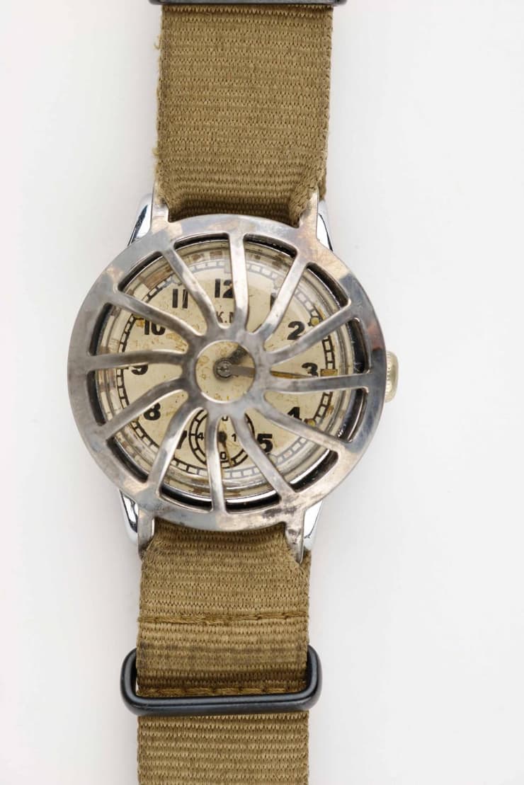 שעון יד ששימש את הצי הגרמני במלחמת העולם השנייה