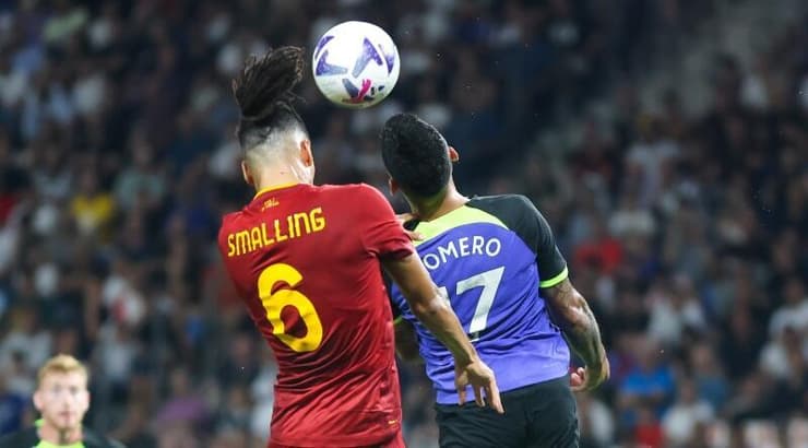 כריס סמולינג לפני כריסטיאן רומרו