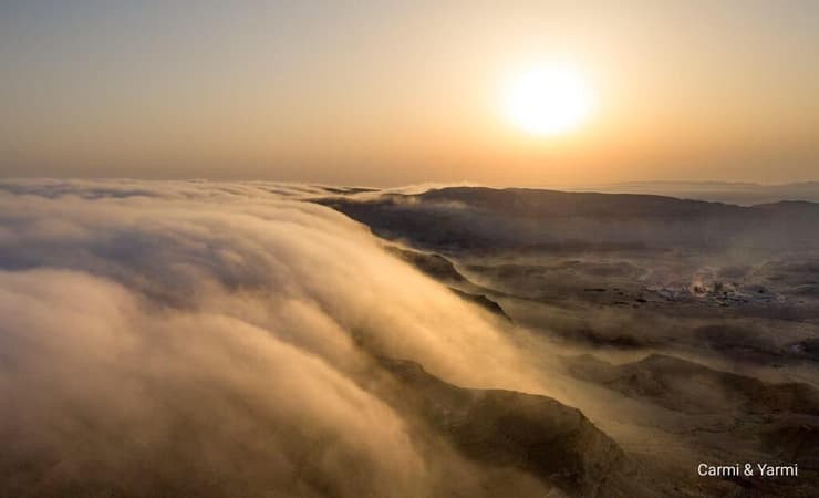 גלישת עננים בזריחה בהר אבנון