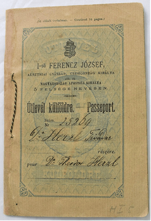 הדרכון של הרצל משנת 1884 אחרי טיפול המשמרת. פס דק של נייר יפני תומך את השִדרה ומחבר בין הכריכה הקדמית לאחורית