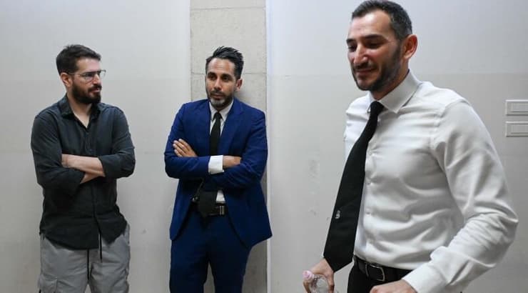 עו"ד רועי רוזן, עו"ד משה מזור ומשה חוגג