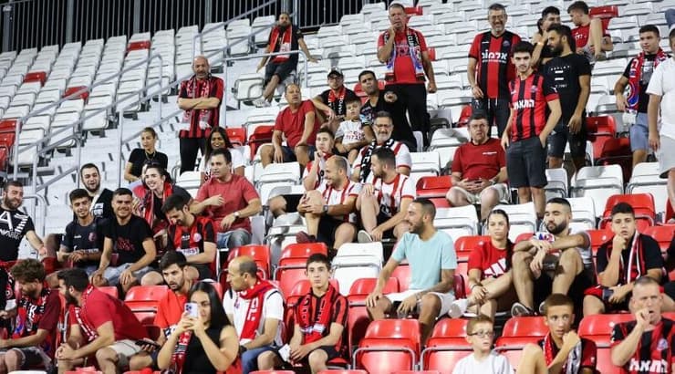 אוהדי הפועל חיפה (איציק בלניצקי) אוהדי הפועל חיפה