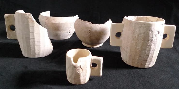 כלי אבן מאוסף רשות העתיקות