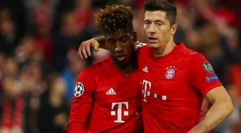 רוברט לבנדובסקי חוגג עם קינגסלי קומאן (רויטרס) רוברט לבנדובסקי חוגג עם קינגסלי קומאן