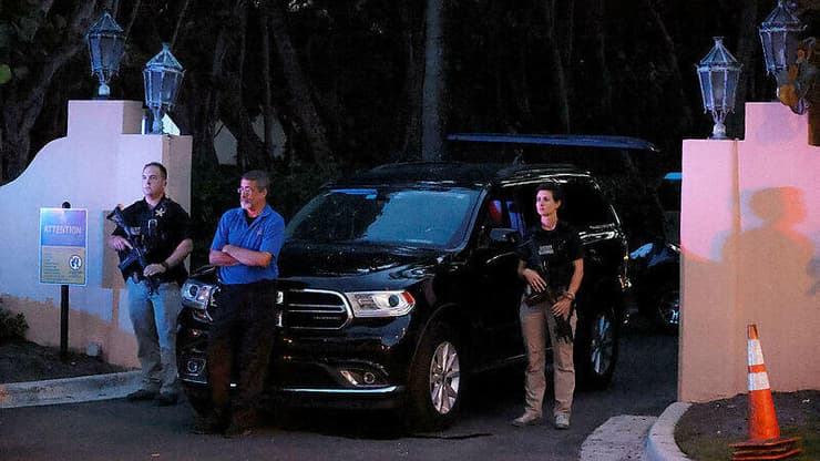 ניידת משטרה נשיא ארה"ב ל שעבר דונלנד טראמפ אחוזה מאר א-לאגו פלורידה