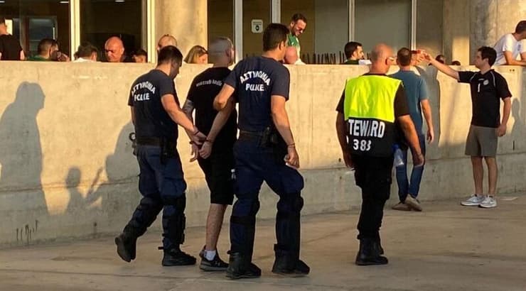 אוהד חיפה נעצר בקפריסין