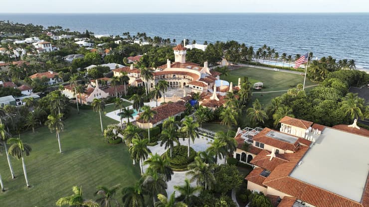 אחוזת מאר א-לאגו של נשיא ארה"ב לשעבר דונלד טראמפ ב פלורידה