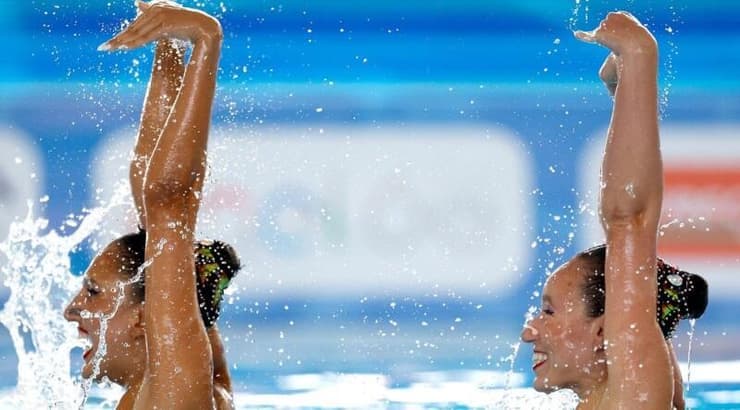 שלי בובריצקי ואריאל נשיא (צילום: סימונה קסטרווילארי, באדיבות איגוד השחייה) שלי בובריצקי ואריאל נשיא