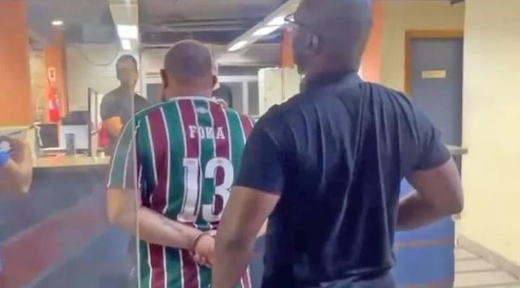 פוקה אחרי מעצרו (צילום מסך) פוקה אחרי מעצרו