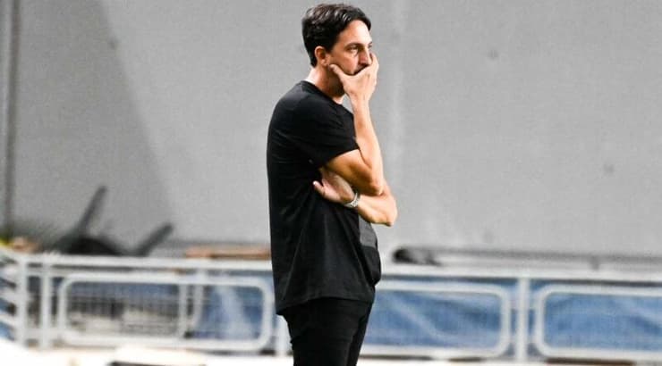 "כל מאמן נופל". ניר ברקוביץ'