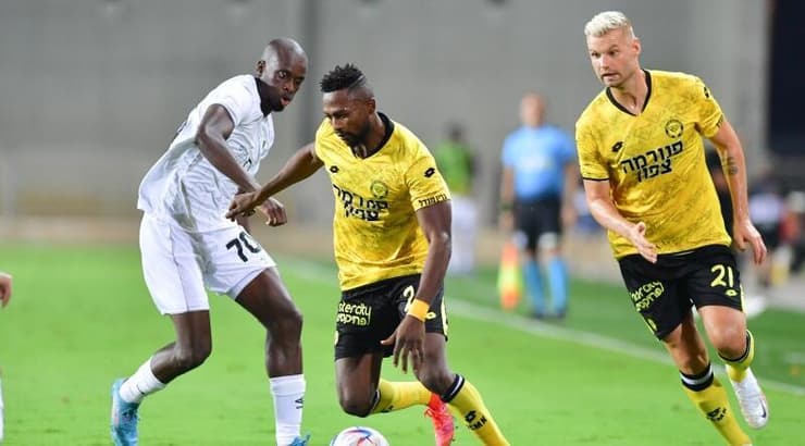 פטריק טוואמסי (חגי מיכאלי) פטריק טוואמסי