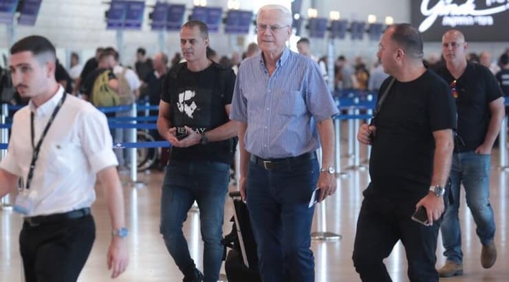 יעקב שחר (עמרי שטיין) יעקב שחר