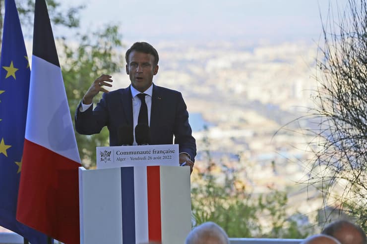 נשיא צרפת עמנואל מקרון ביקור ב אלג'יריה
