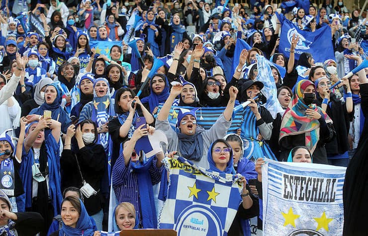נשים אוהדות כדורגל איראן טהרן