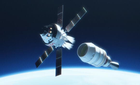 מוכנים ומצפים לניסוי. הדמיה של החללית אוריון עם רכב השירות האירופי נפרדת מהשלב האחרון של טיל השיגור בדרך לירח