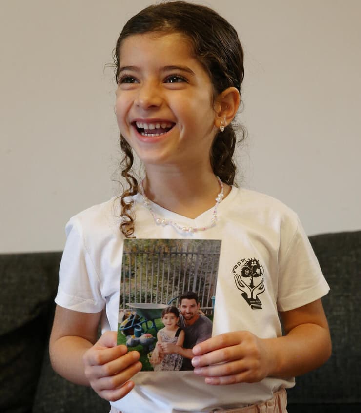 בתו של ברק לופן שנרצח בפיגוע בדיזנגוף לפני ארבעה חודשים עולה לכיתה א' בלי אבא