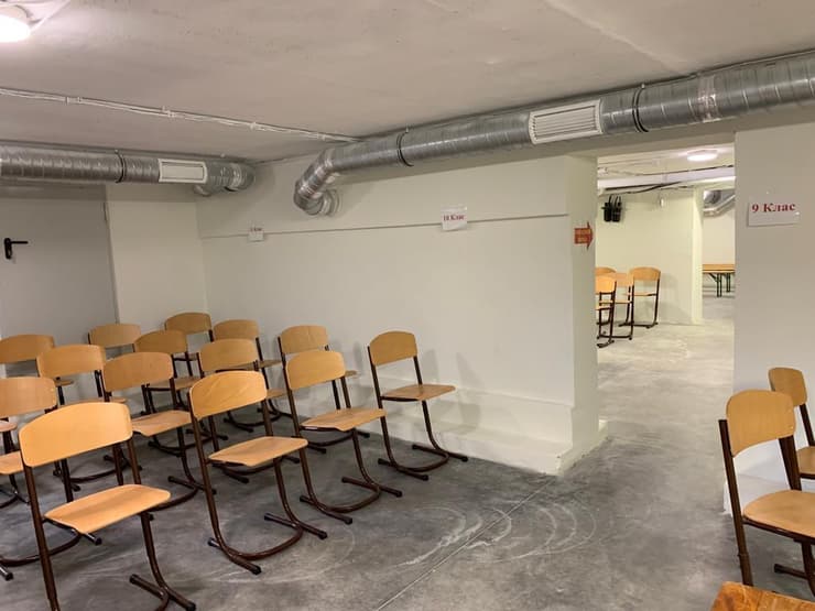 המקלט החדש בבית הספר היהודי בקייב מוכן לקליטת התלמידים
