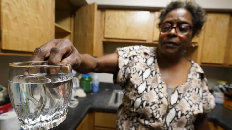 משבר מים זיהום בעיר ג'קסון ב מיסיסיפי ארה"ב