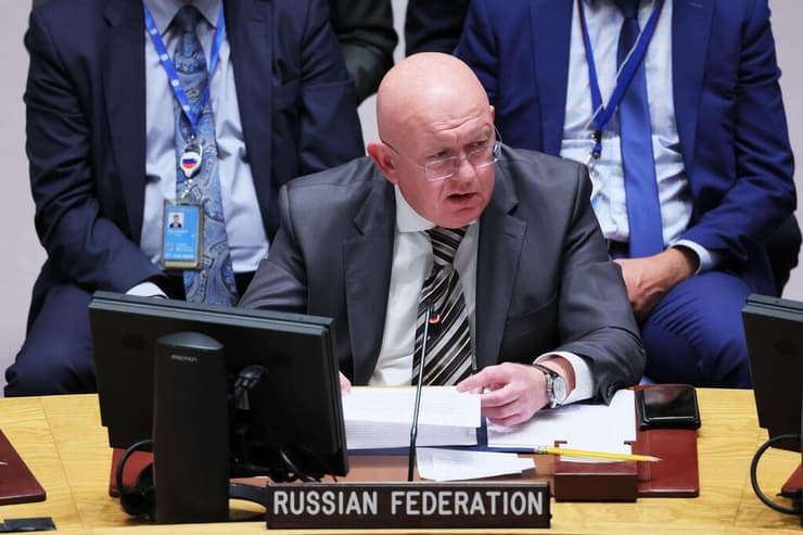 שגרירת ארה"ב ב או"ם מועצת הביטחון לינדה תומאס גרינפילד בדיון שעסק בגירוש אזרחים אוקראינים מ אוקראינה ל רוסיה בצל ה מלחמה