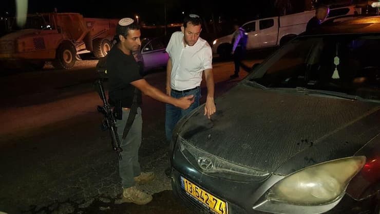 פיגוע ירי כפר חווארה ב שומרון פצוע קל מחבלים