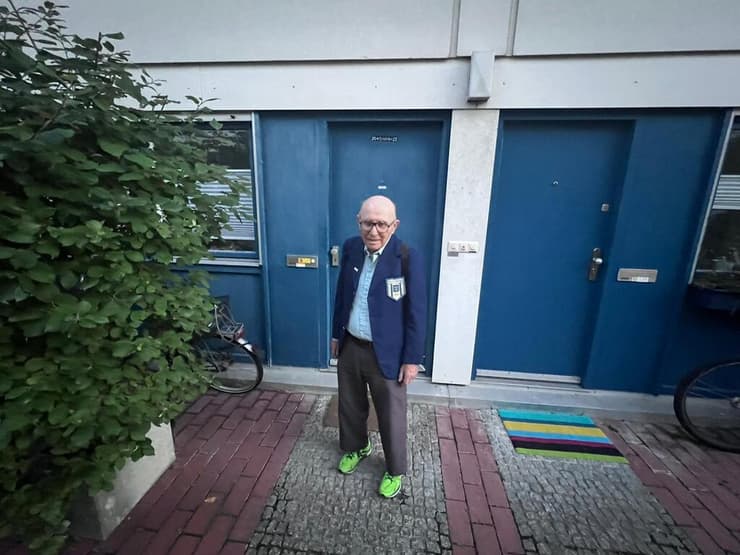 "ברחתי מחדר מספר 2 כשהגיעו המחבלים". לדני במגורי הספורטאים, 50 שנה אחרי (צילום: זאב אברהמי) שאול לדני