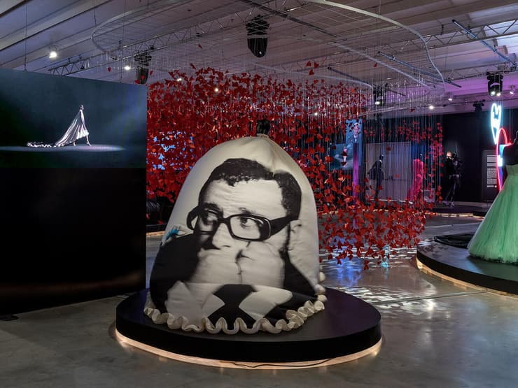 התערוכה "אלבר אלבז: מפעל החלומות" במוזיאון העיצוב חולון