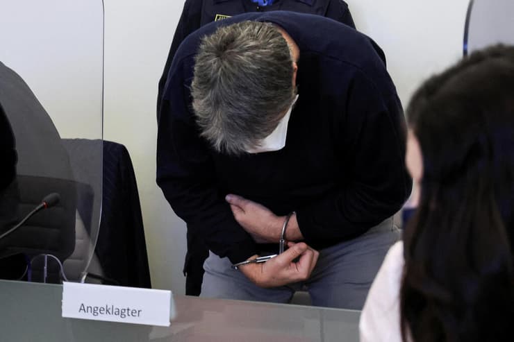 גרמניה מאסר עולם לגבר שרצח עובד בתחנת דלק בגלל ויכוח על מסכה