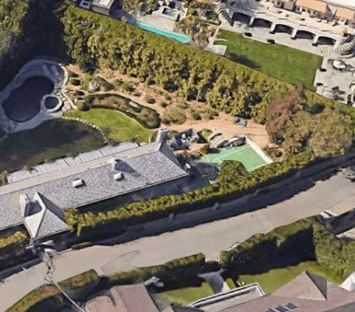 הבית שאדל מוכרת בבוורלי הילס (צילום: Google Maps) אדל בית בוורלי הילס