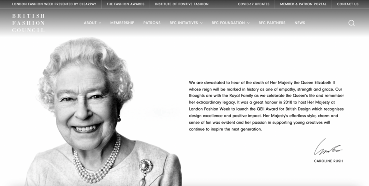 פרידה מהמלכה אליזבת ה-II באתר של מועצת האופנה הבריטית