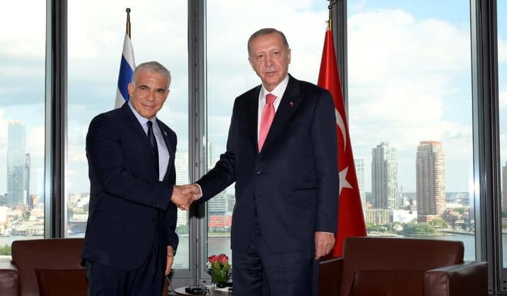 ראש הממשלה יאיר לפיד פגישה עם נשיא טורקיה רג'פ טאיפ ארדואן באו"ם