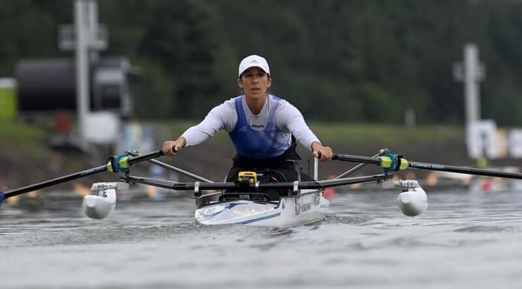 מורן סמואל. "להראות מסוגלות"