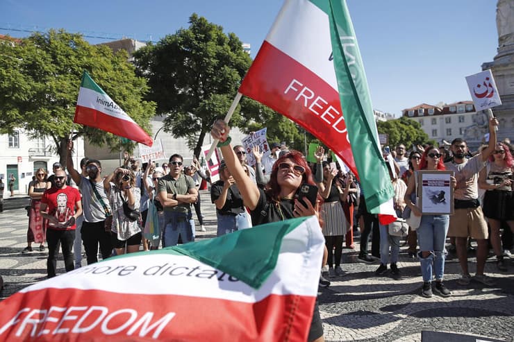  ליסבון הפגנה הפגנת תמיכה בנשות איראן