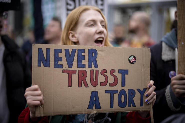 בריטניה ועידת המפלגה השמרנית ב בירמינגהאם מפגינים