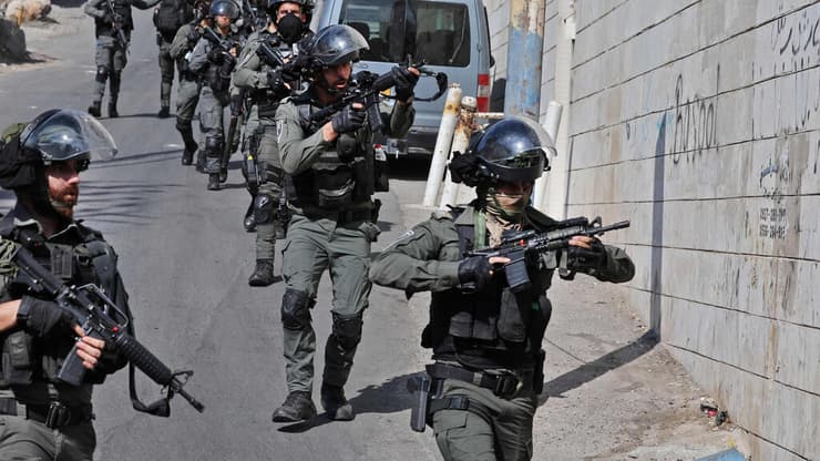 עימותים בין פלסטינים לכוחות הביטחון במחנה פליטים שועפט