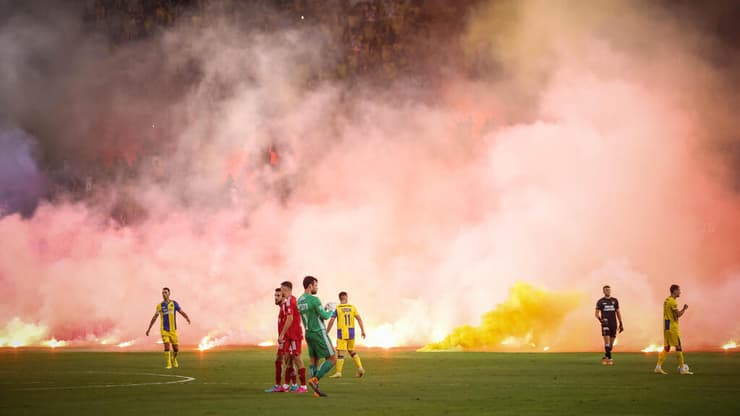 כרגיל (צילום: עוז מועלם) אוהדי מכבי ת"א