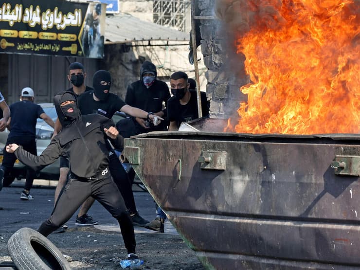 עימותים בין פלסטינים לכוחות הביטחון במחנה פליטים שועפט