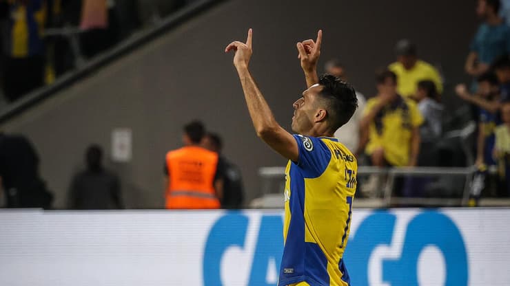 שוב כבש בדרבי. זהבי (צילום: עוז מועלם) ערן זהבי שחקן מכבי ת"א