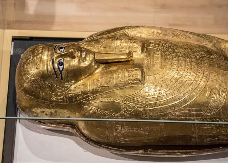 סרקופג הכהן המצרי נדז'מנאח, שנמכר למוזיאון המטרופוליטן בניו יורק