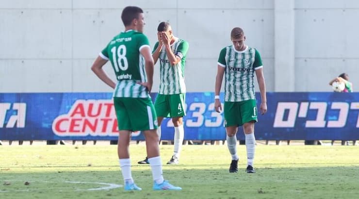 שחקני מכבי חיפה מאוכזבים (שחר גרוס) שחקני מכבי חיפה מאוכזבים