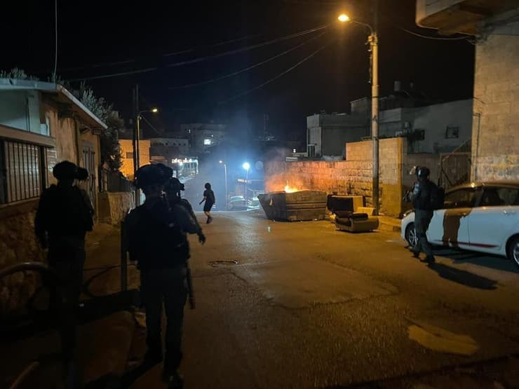 פעילות המשטרה בפיזור הפרות הסדר במזרח ירושלים
