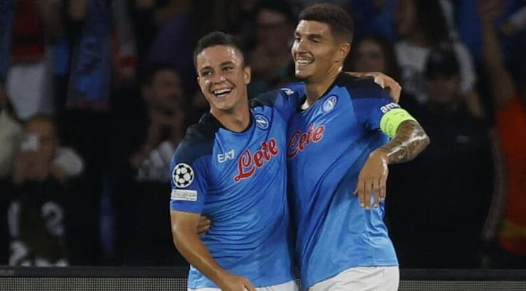 ג'אקומו ראספדורי חוגג עם ג'ובאני די לורנצו