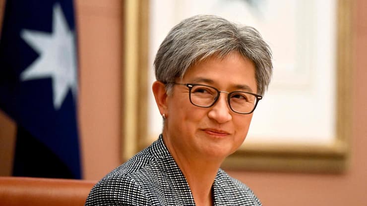     פני וונג שרת החוץ של אוסטרליה