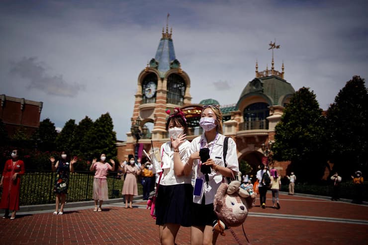 דיסנילנד שנגחאי סין סגר בגלל התפרצות קורונה