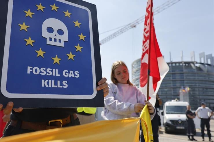 מחאה נגד פליטת גזי החממה באירופה