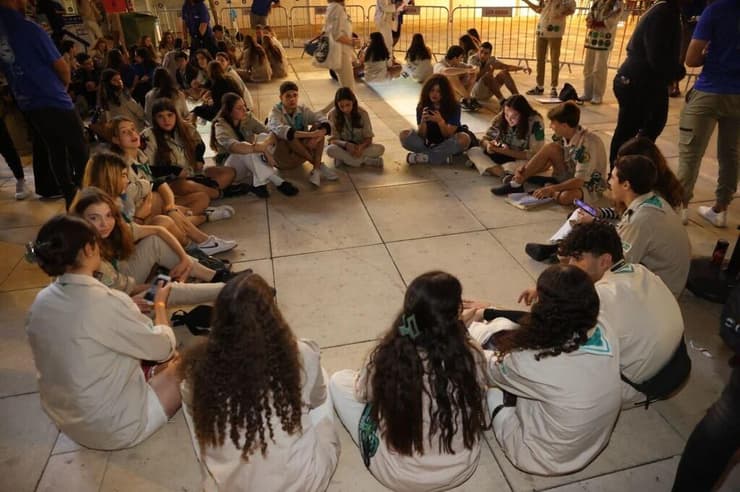 יום הזיכרון לרצח רבין בכיכר הבימה, תל אביב