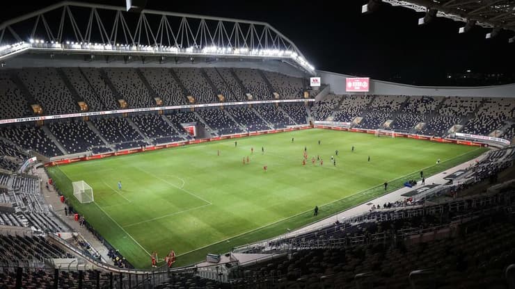אצטדיון בלומפילד במהלך המשחק בין הפועל ת"א לבין בית"ר ירושלים
