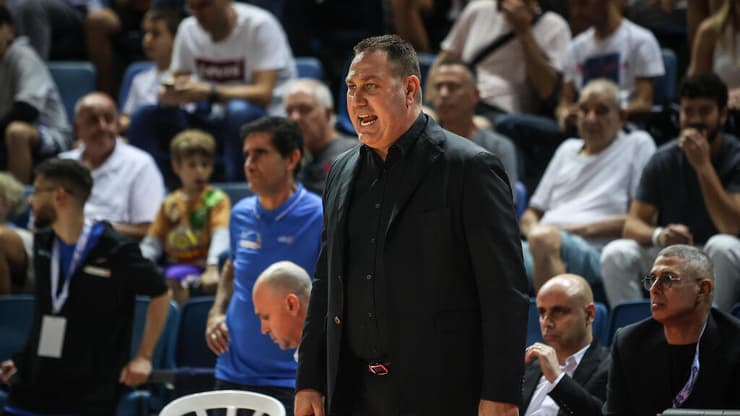 מאמן נבחרת ישראל גיא גודס (צילום: עוז מועלם) מאמן נבחרת ישראל גיא גודס