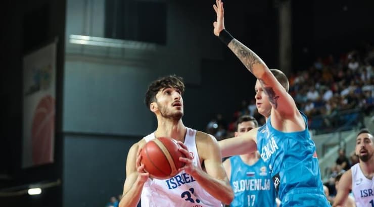 גבריאל צ'אצ'אשווילי (איציק בלניצקי) גבריאל צ'אצ'אשווילי