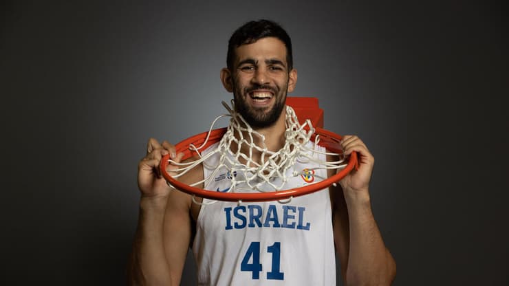 תומר גינת שחקן נבחרת ישראל